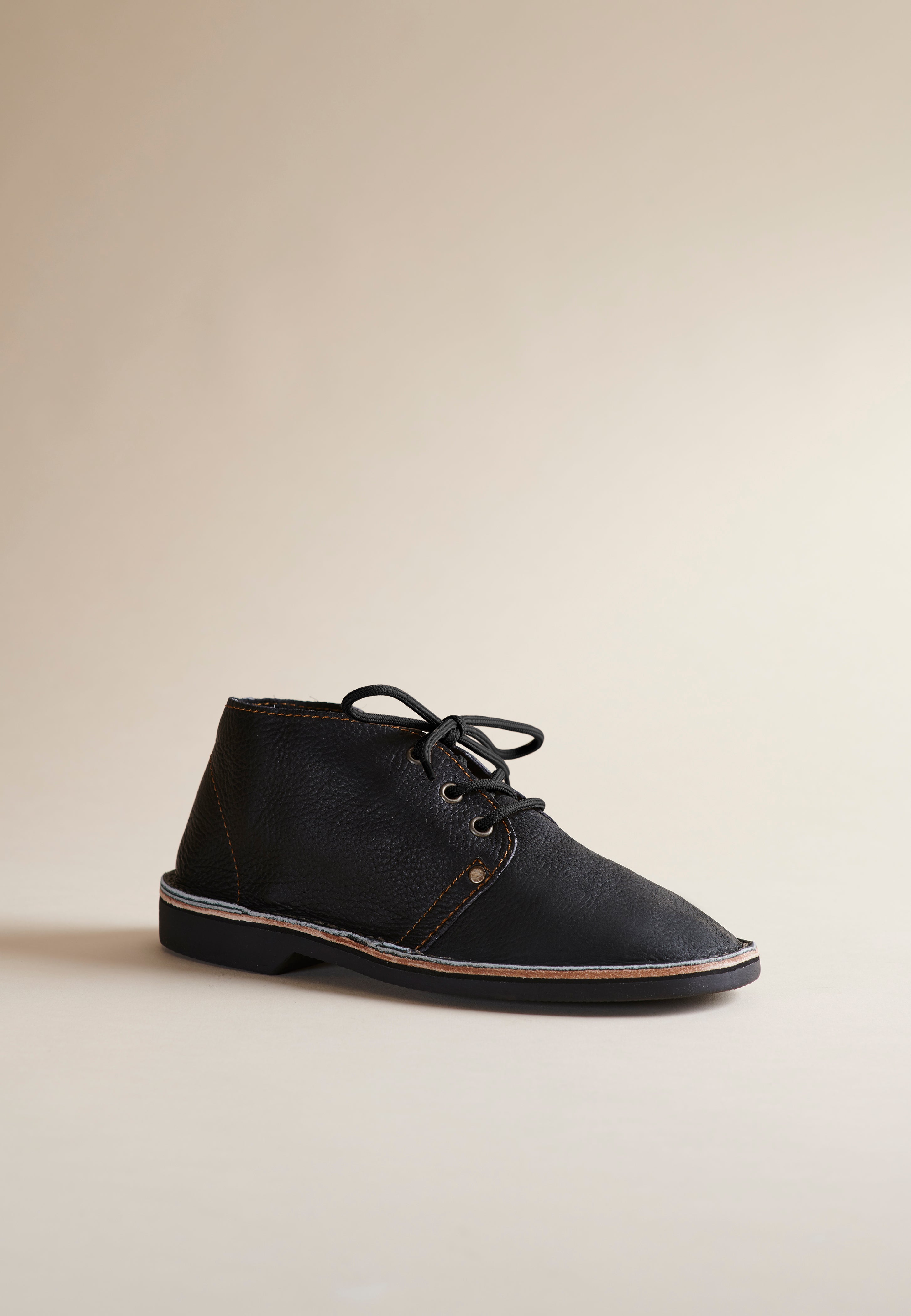 Erongo Vellies in Black Leather