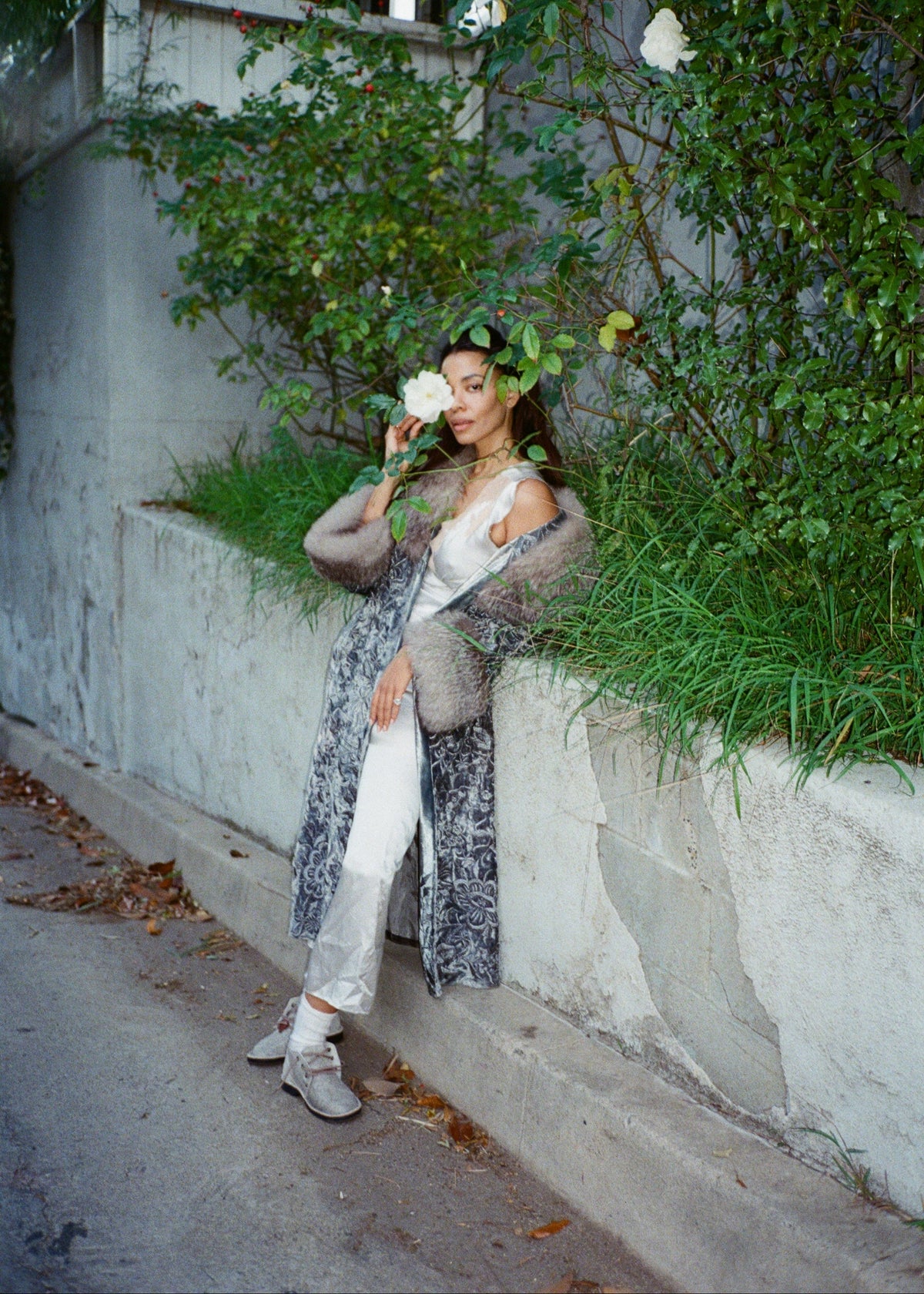 Model wearing grey nguni desert boots